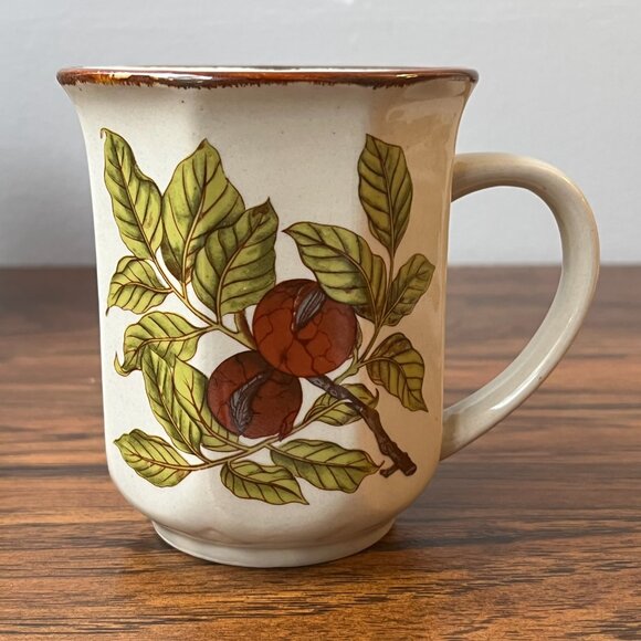 Amram's Korea Stoneware 4 Mugs Rosehip Berries Country Retro Farmstyle - Picture 3 of 10